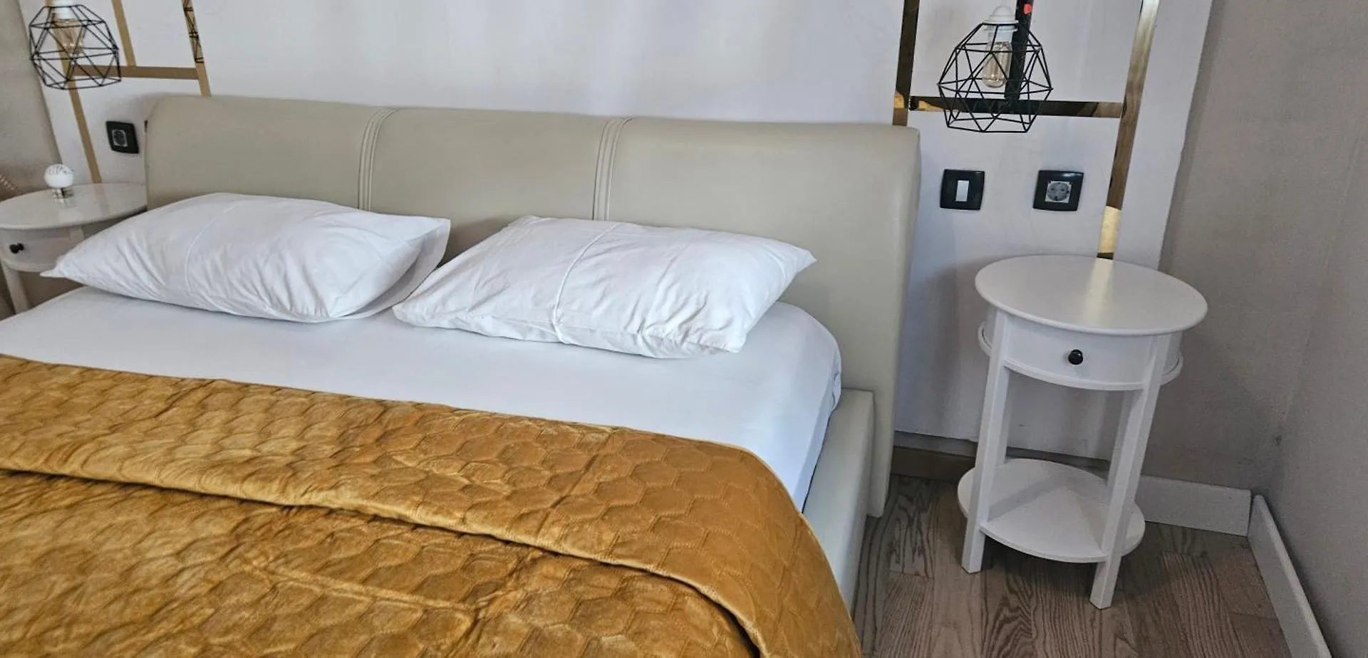 Apartment Gold & Gray Croatia