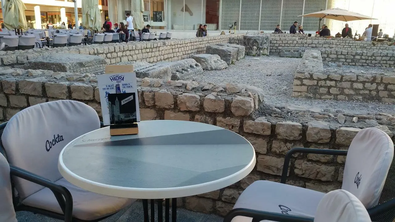 Apartment Gold & Gray Croatia